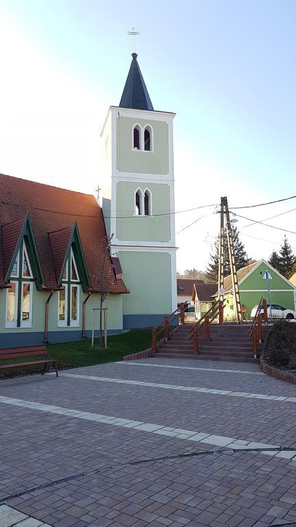 Villa Nora Heviz Exterior photo